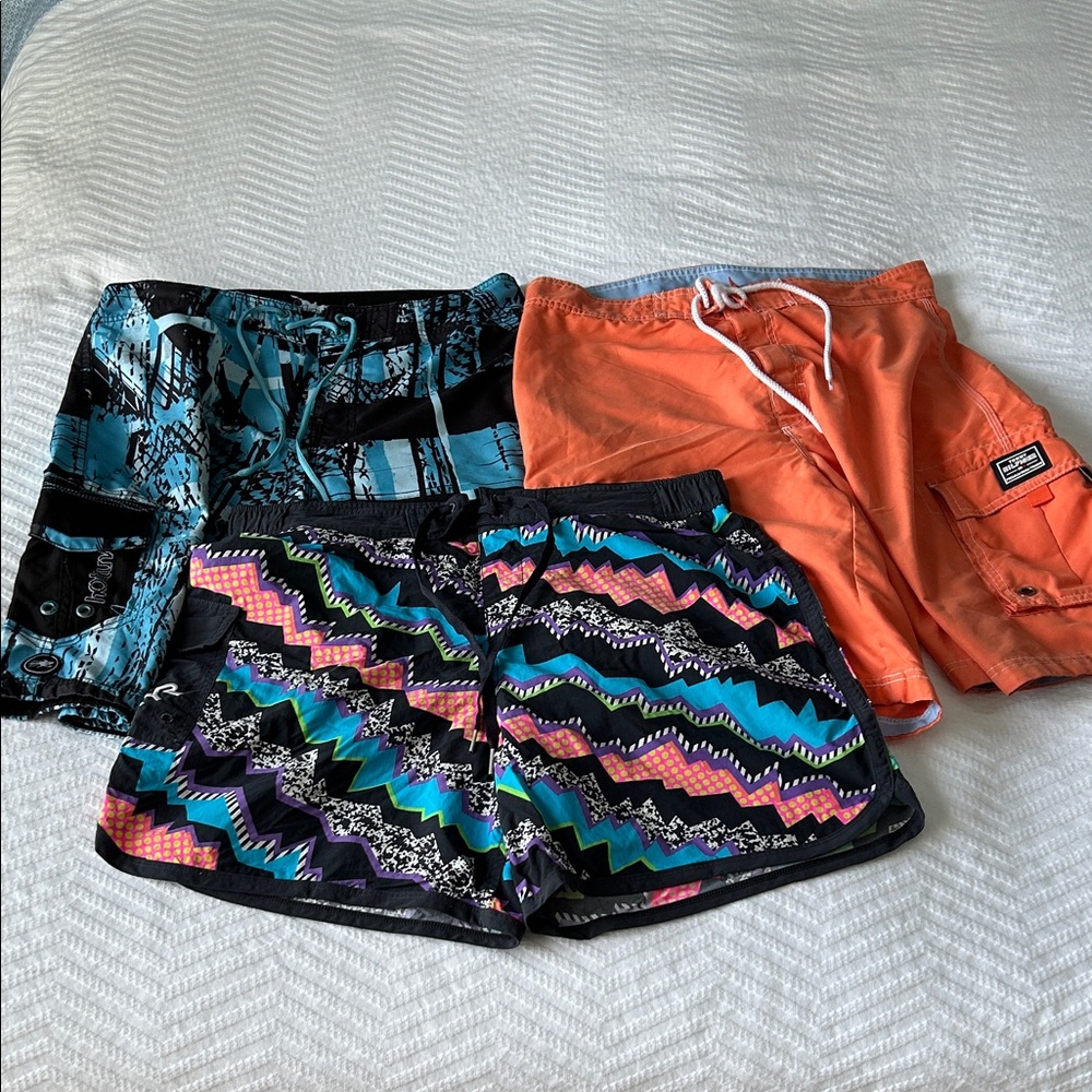 (3) Swim Shorts (W 32-34)